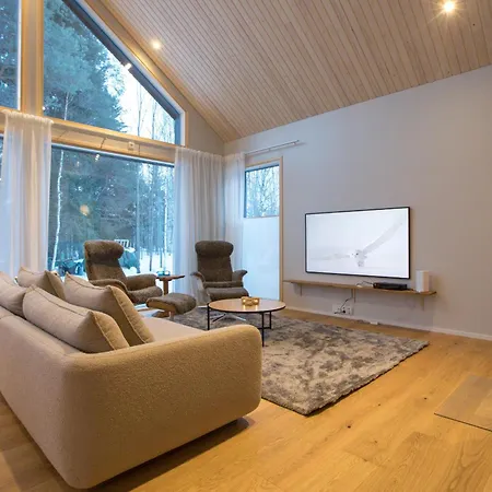 Vila Nordic Luxury In Ounasvaara With Sauna Rovaniemi